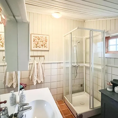 Amazing In With Kitchen *