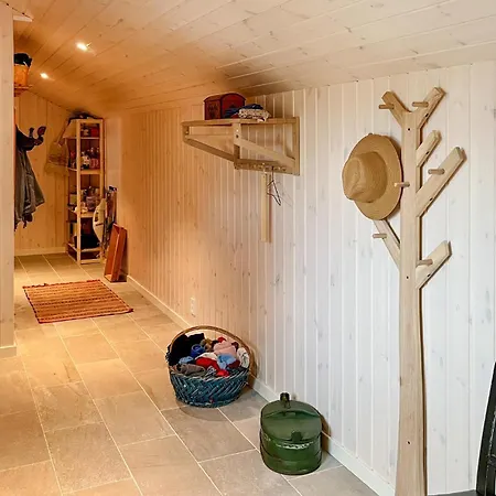 Amazing In With Kitchen *